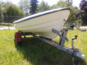 quicksilver 360 + remorque d‘occasion