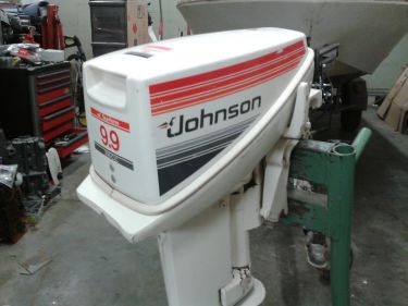 A VOIR !!! ANCIEN CATALOGUE  JOHNSON HORS-BORD, MOTEURS....  1989