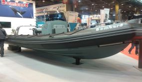 caractéristique du bombard explorer 690